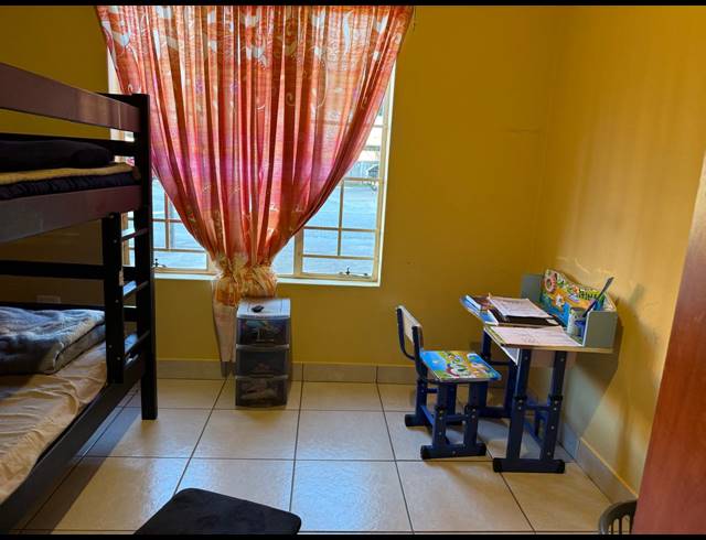 3 BEDROOM APARTMENT FOR SALE IN WATERVAL EAST